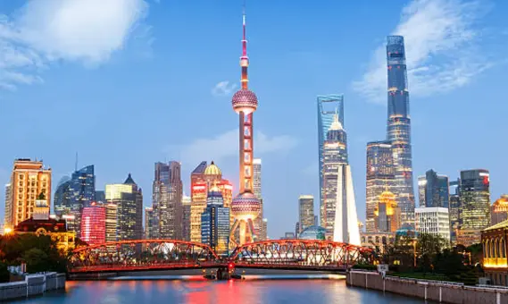 魔都打卡社交新潮流：解锁上海美食攻略与夜游活动的终极指南 🍜